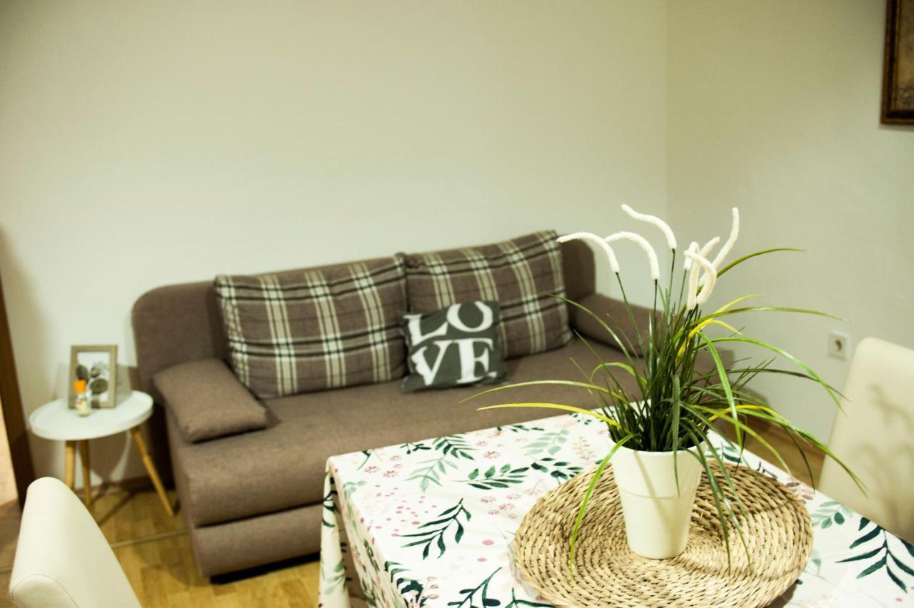 Apartman Flower 希贝尼克 外观 照片